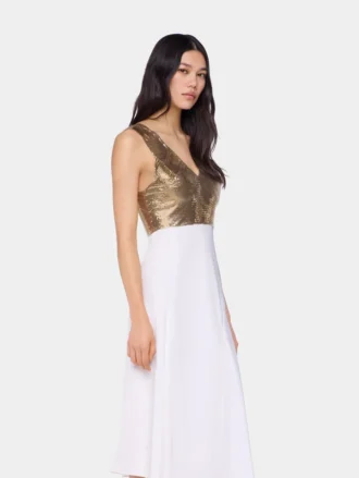 Asymmetrisk kjole i mesh og satin