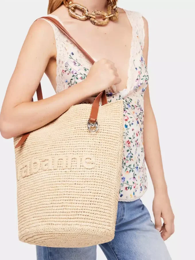Beige raffia-taske med logo