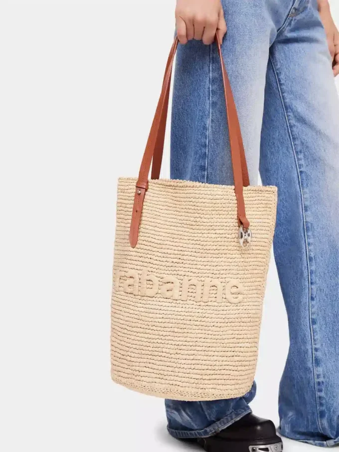 Beige raffia-taske med logo