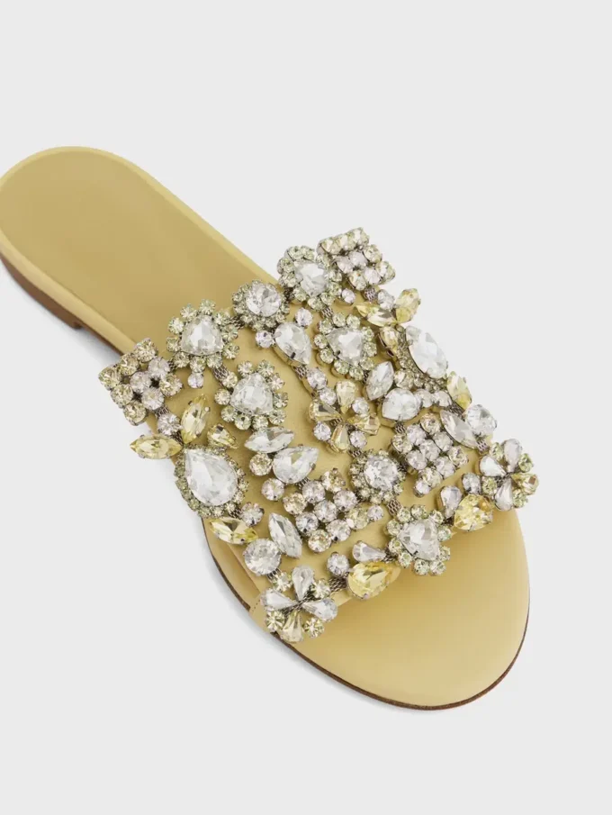 Flade sandaler med strass