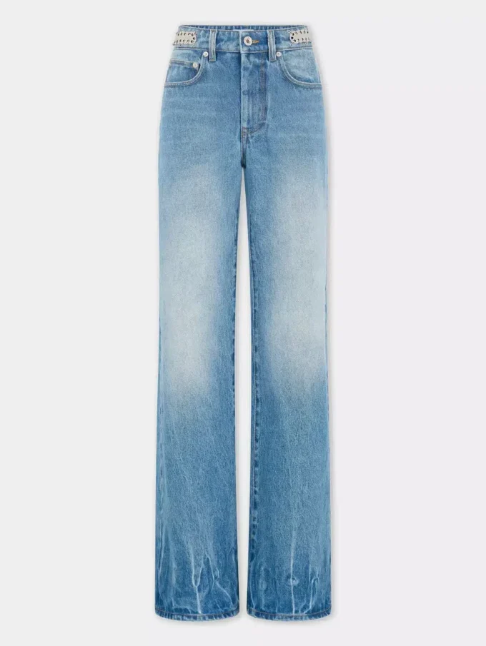 Flared jeans pyntet med 1969-skiver