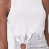 Hvid tanktop med piercing i ribbet jersey