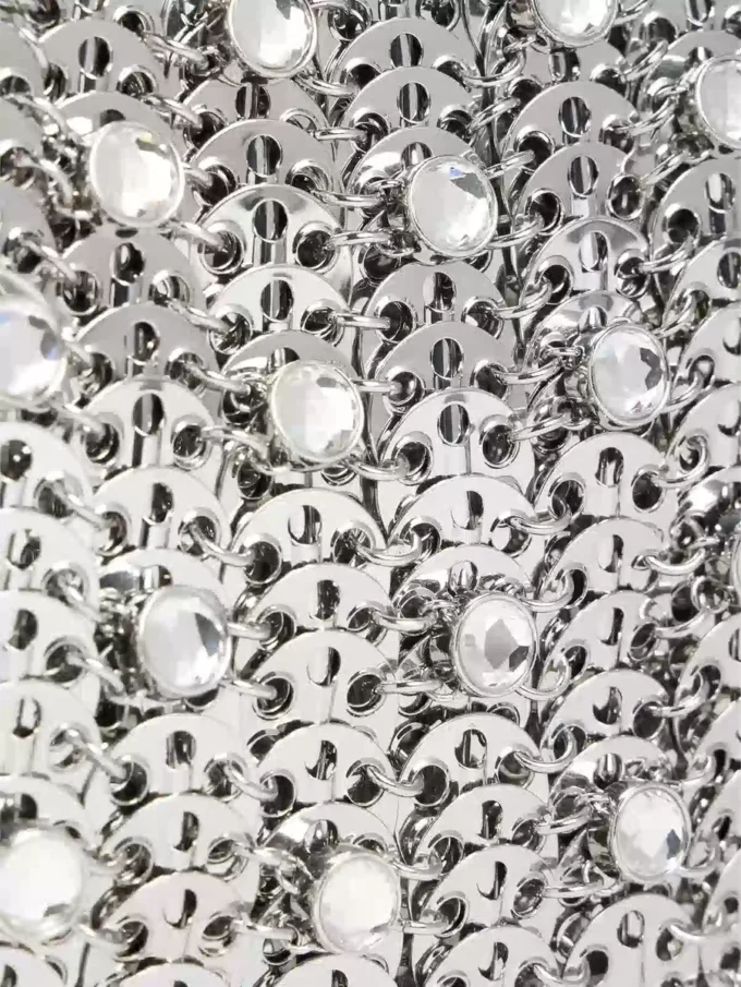 Ikonisk taske fra 1969 pyntet med rhinestones Ikonisk taske fra 1969 pyntet med rhinestones