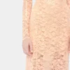 Midi-kjole i blonder med pailletbroderier