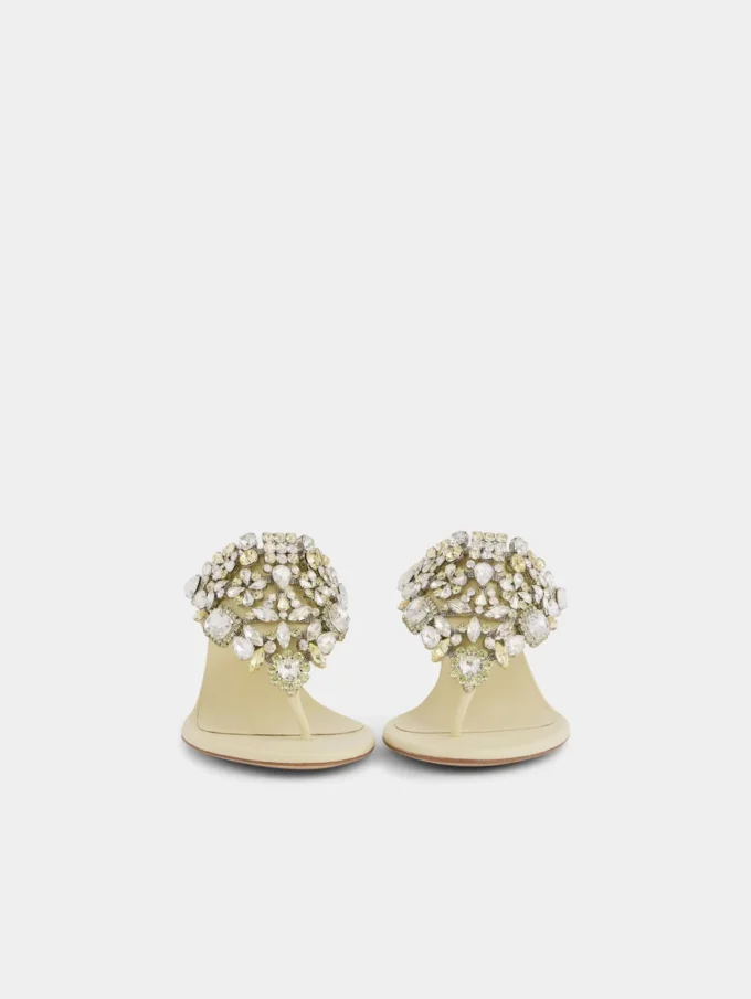 Sandaler med lav hæl og strass