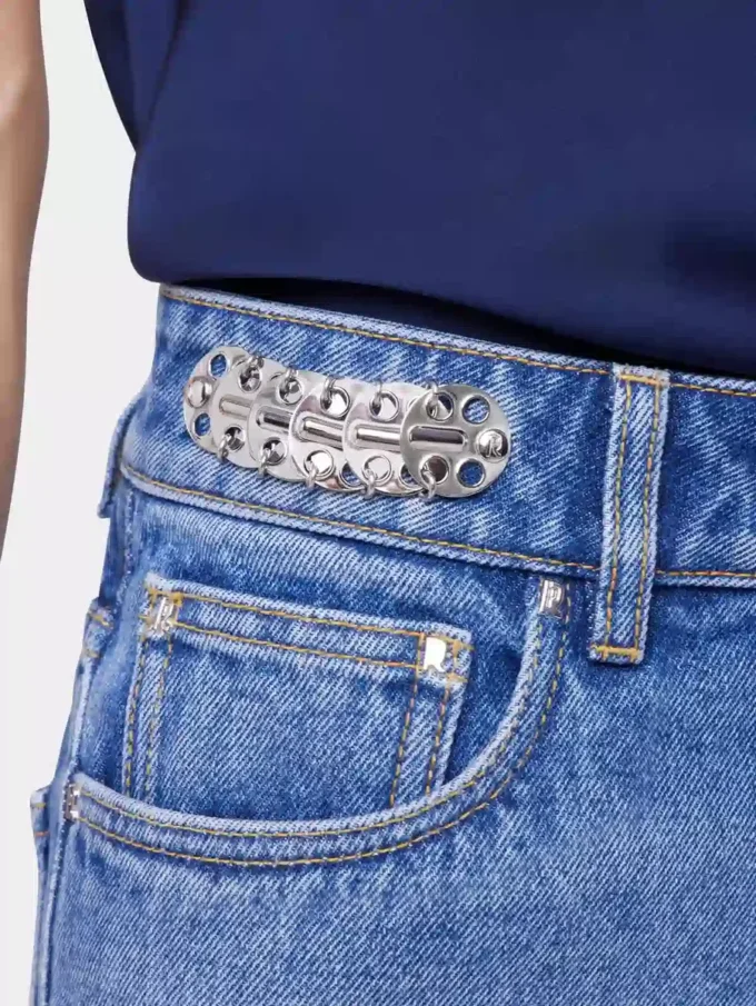 Signaturjeans med 1969 metalskiver