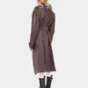 Trenchcoat med imiteret pelskant